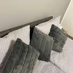 Modernes Haus Naehe Schloss Apartamento *