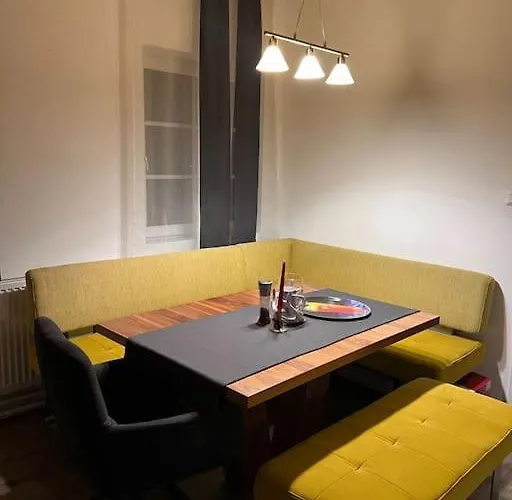 Modernes Haus Naehe Schloss * Ulmerfeld